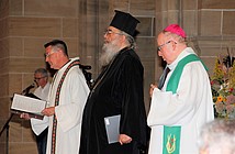 Dekan Axel Brecht, ACK-Vorsitzender Erzpriester Radu Constantin Miron, Bischof Marc Stenger (v. l.).