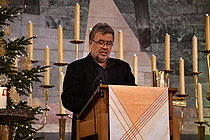 Pastor Ekkehart Vetter, Vorsitzender der Evangelischen Allianz in Deutschland, predigte im Gottesdienst zu "Sabbat" und "Hoffnung".